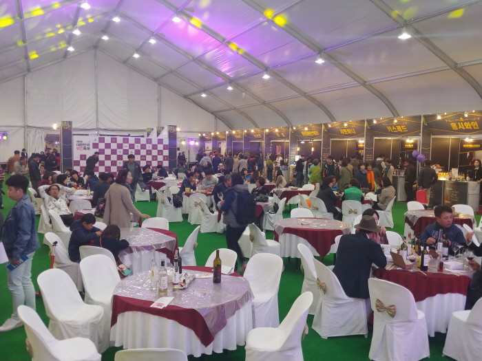 韩国葡萄酒庆典(대한민국와인축제(영동와인연말기획전)）