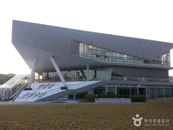 國立韓文博物館(국립한글박물관)