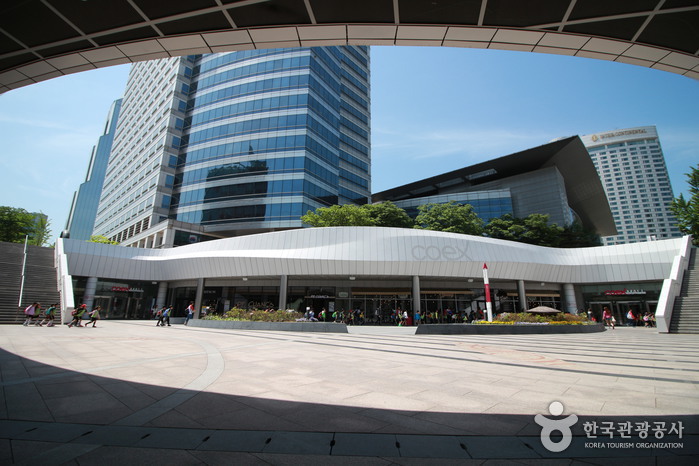 韓國綜合貿易中心COEX(한국종합무역센터(코엑스))
