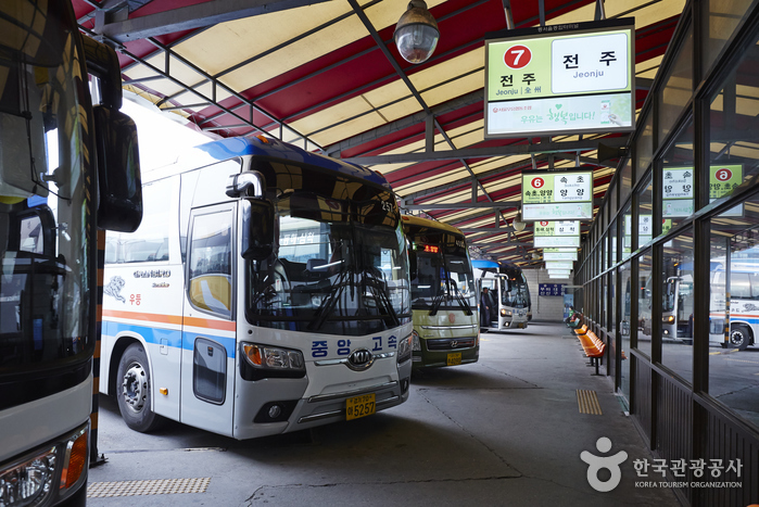 東首爾綜合巴士客運站(동서울종합터미널)