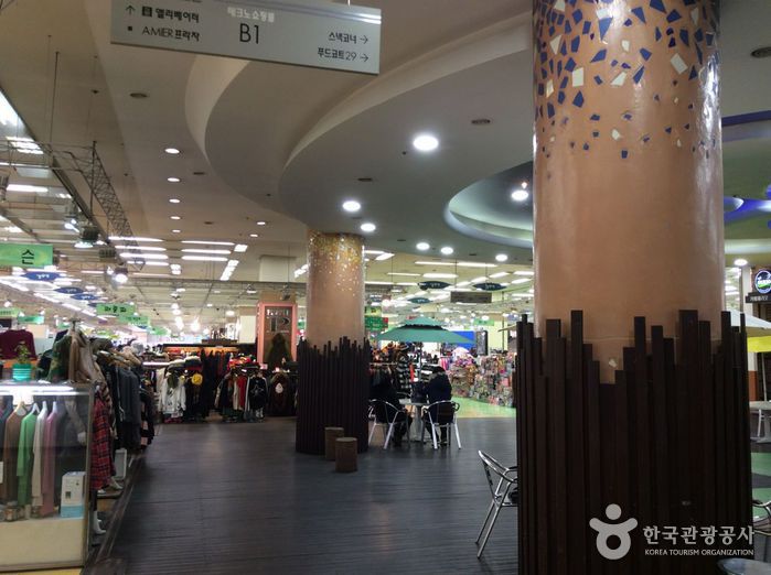 Techno Mart江邊店(테크노마트 (강변점))