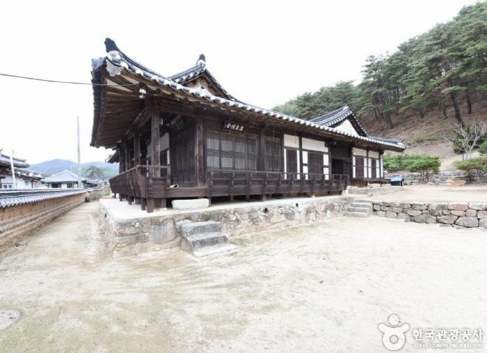 老松亭宗宅[韓國觀光品質認證/Korea Quality] 노송정종택(퇴계생가)[한국관광 품질인증/Korea Quality]