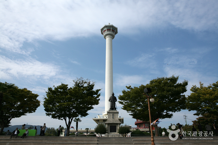 釜山塔(부산타워)