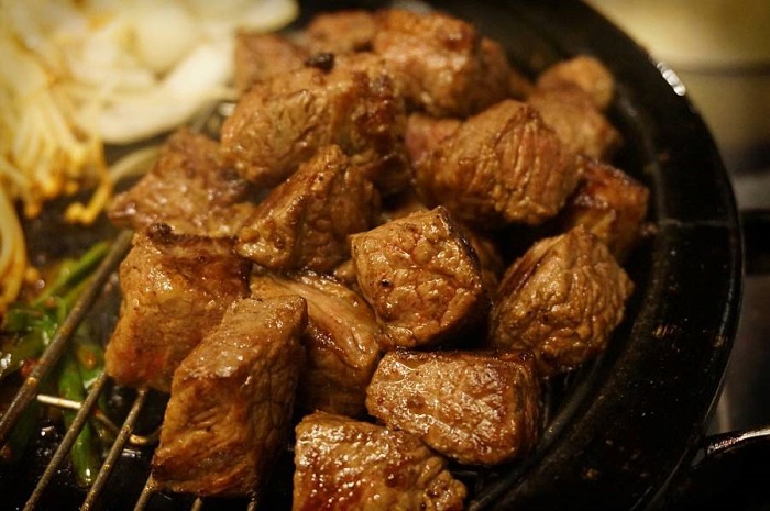 Tuppul 牛後腰脊肉 林荫道(투뿔등심 가로수길) Tuppul 牛後腰脊肉 林荫道(투뿔등심 가로수길)