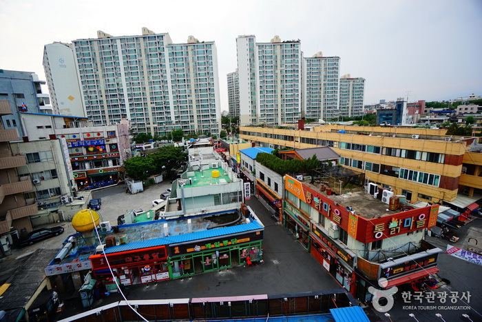 大邱和平市場雞胗街(대구 평화시장 닭똥집 골목)