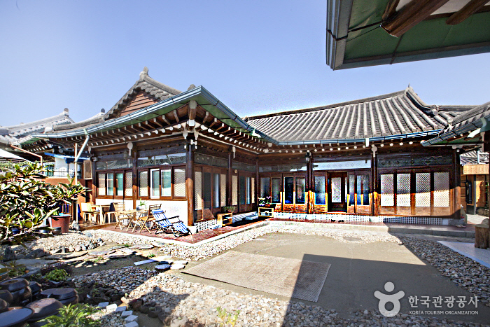 The Hanok [Korea Quality] / 더 한옥 [한국관광 품질인증]