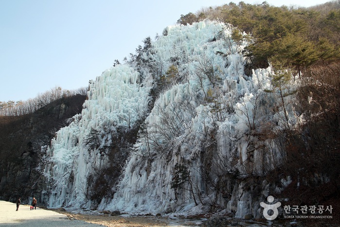 Cheongsong Eoreumgol Valley [National Geopark] (청송 얼음골 (청송 국가지질공원))