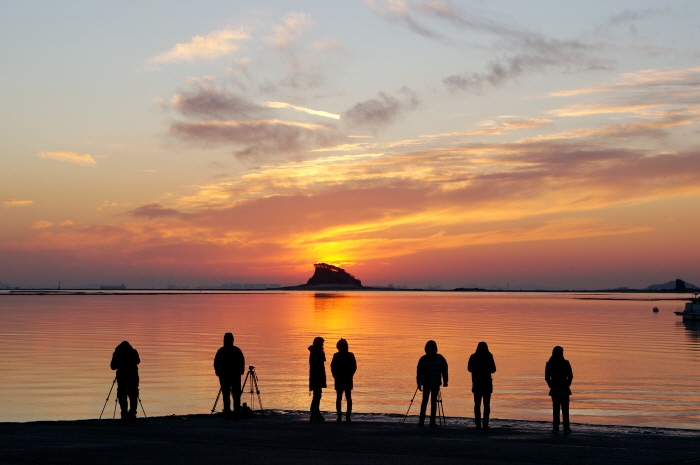 Geojampo Beach (거잠포해변)