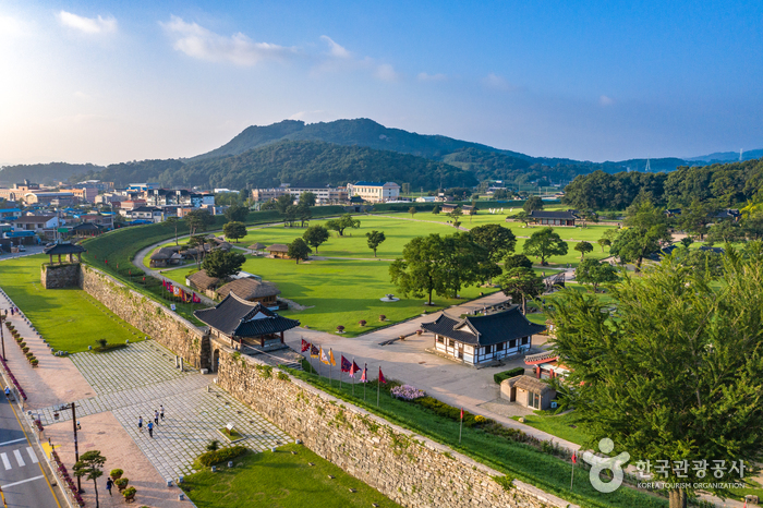 Festung Haemieupseong (서산 해미읍성)