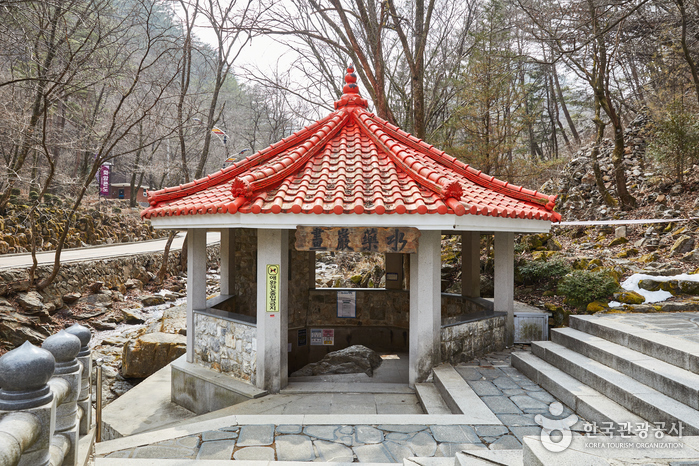 Ausflugsgebiet Hwaam (Acht Aussichtspunkte Hwaams) (화암관광지(화암8경))