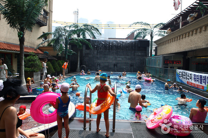 Дрэгон Хилл Спа (드래곤힐스파(용산))