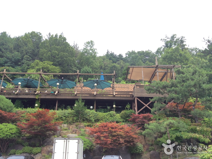 Yongun Sanseong (용운산성) Yongun Sanseong (용운산성)